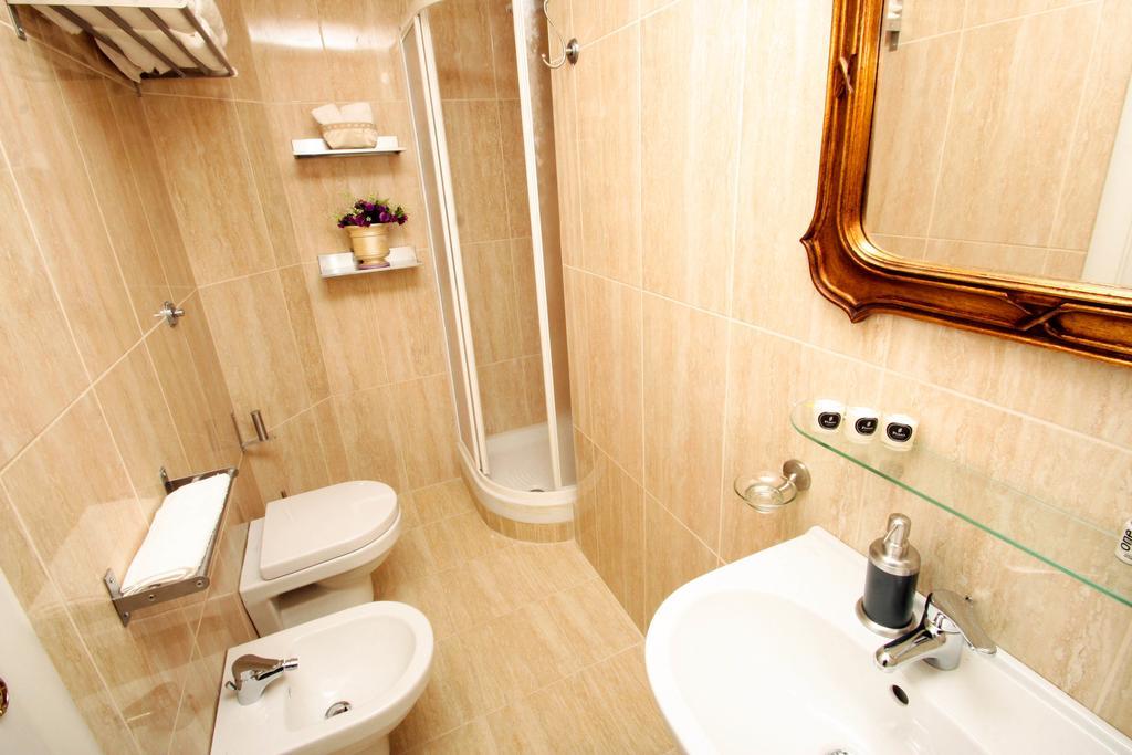 Camere Ondina Rome Room photo